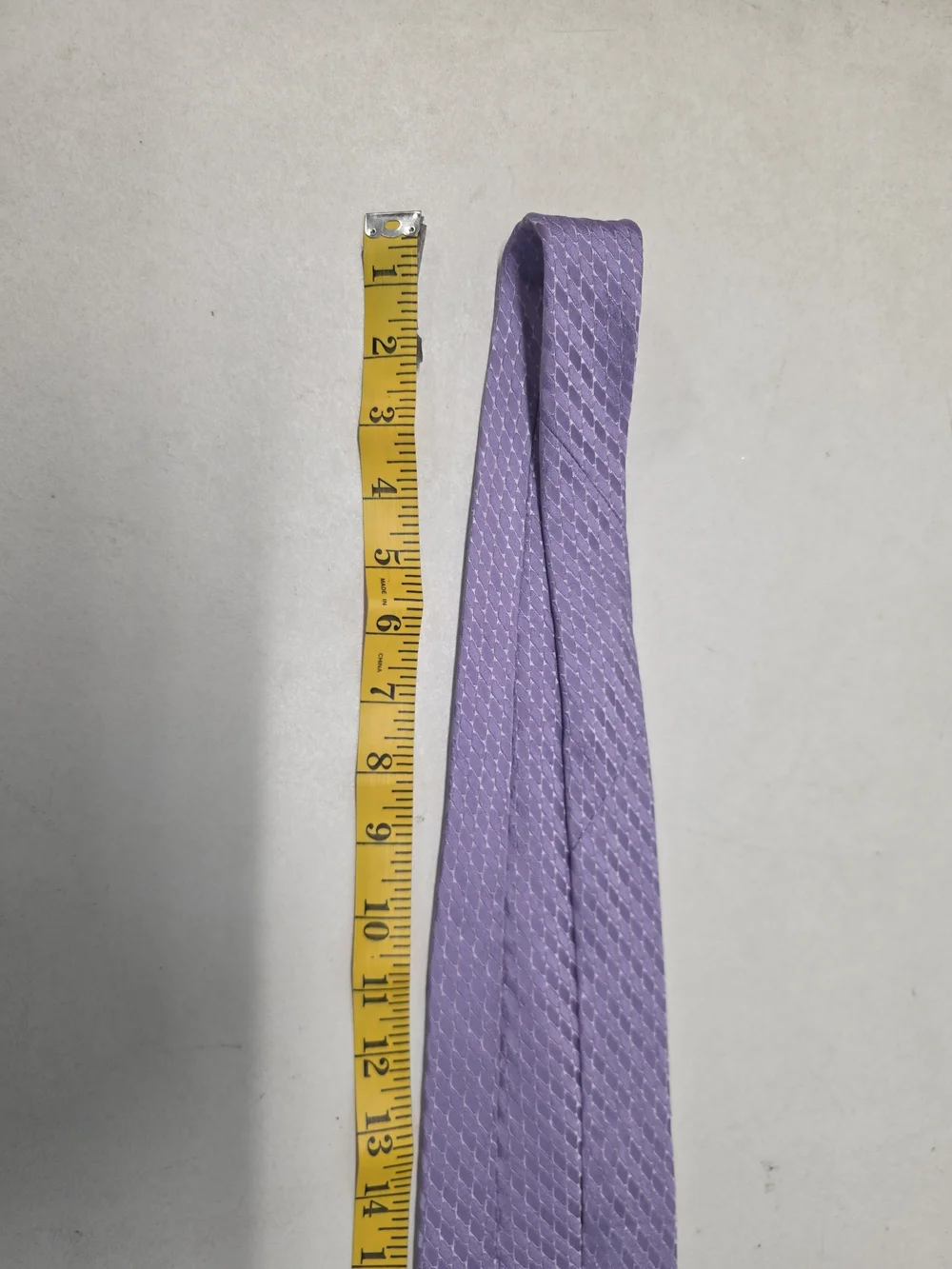 Kenneth Cole New York Men’s Silk Tie Purple Lavender Geometric Necktie